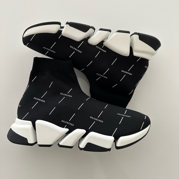 Balenciaga speed sneakers.made in Italy.EU size 40 - Picture 2 of 16